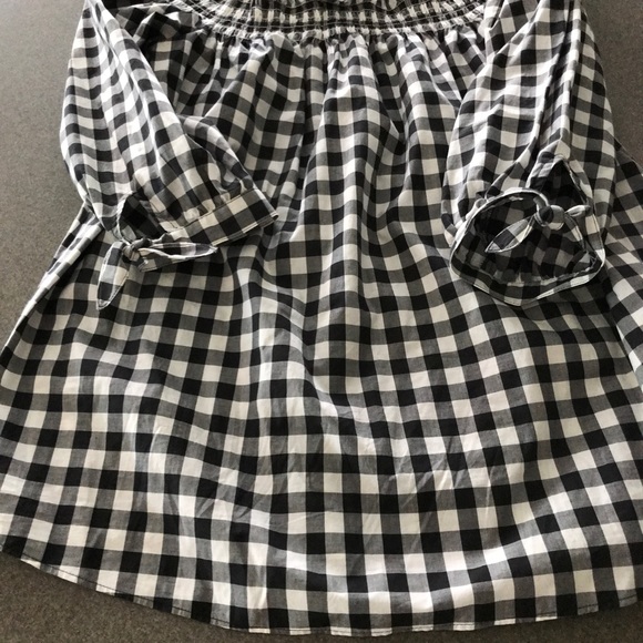 Kate Spade black and white checked off the shoulder top - Picture 3 of 5